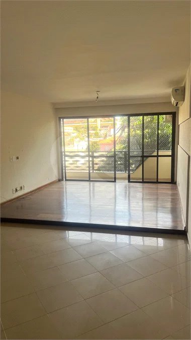 APARTAMENTO À VENDA NO EDIFÍCIO PRINCESA DANIELA | 135 M² | 3 DORMITÓRIOS | 3 VAGAS