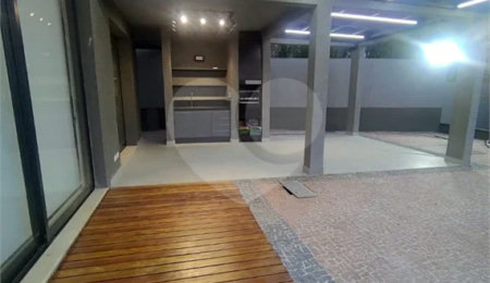 Casa de Alto Padrão com Vista Privilegiada para a Pedra Grande — Atibaia