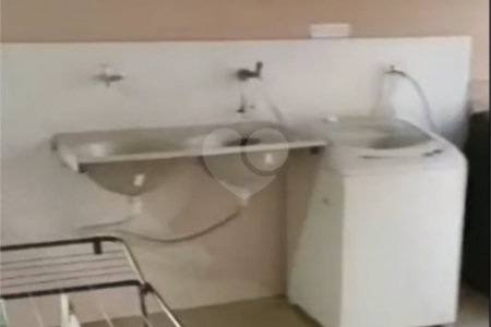 Studio em excelente estado e segurança