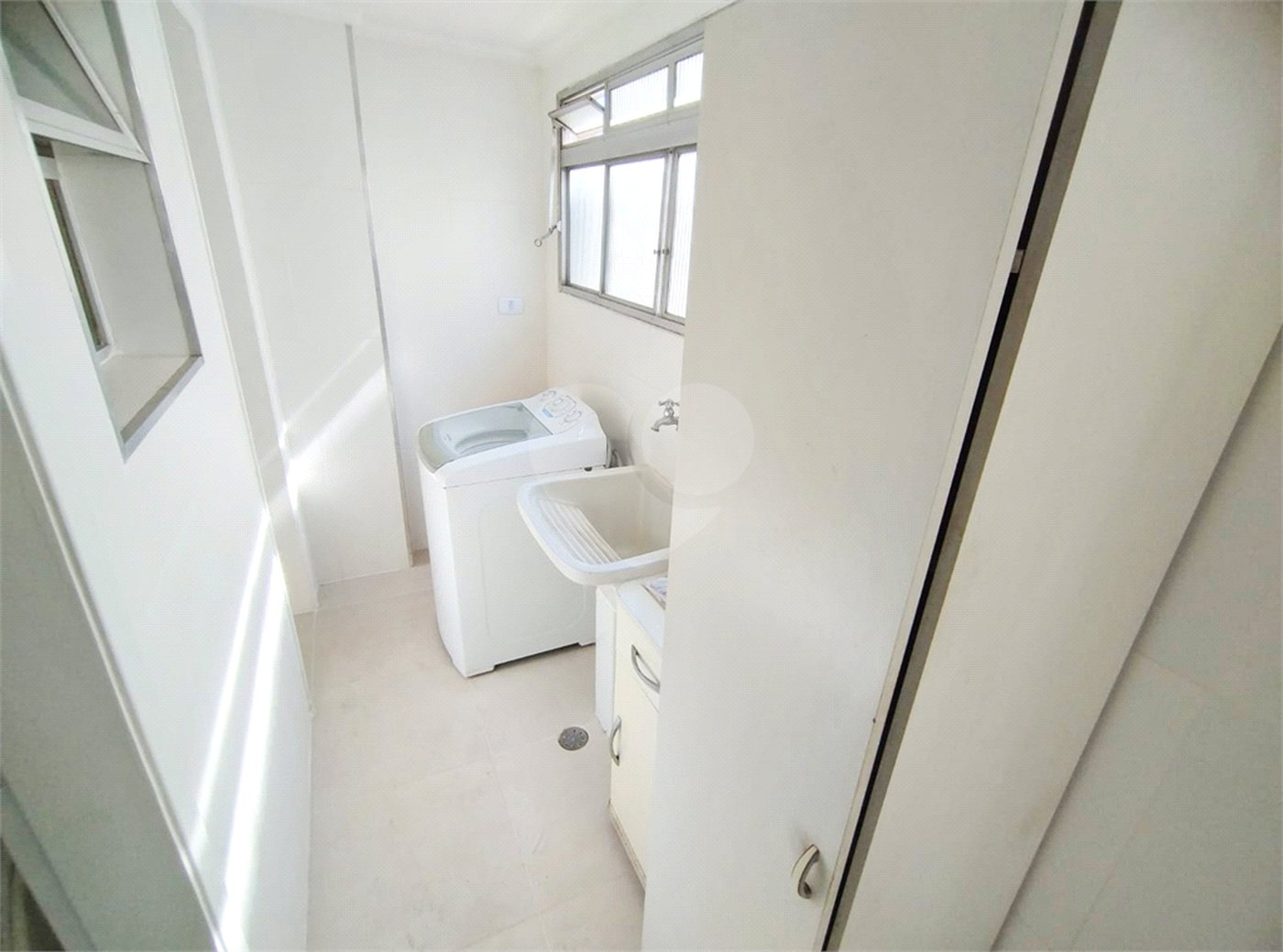 Apartamento no Cambuci - 2 quartos - varanda - 2 vagas