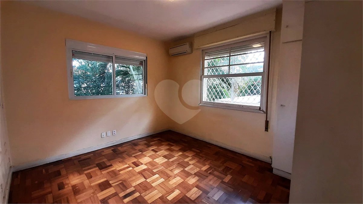 Sobrado à venda ou para alugar com 3 quartos, sendo 2 suítes, em Brooklin, São Paulo, SP