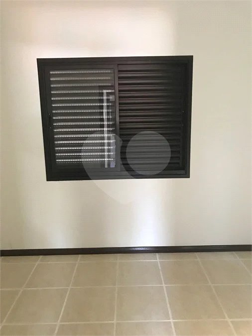 Casa assobradada à venda no Jardim Panorama – Vinhedo/SP
