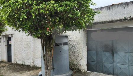Vende-se Terreno no Jardim Aeroporto