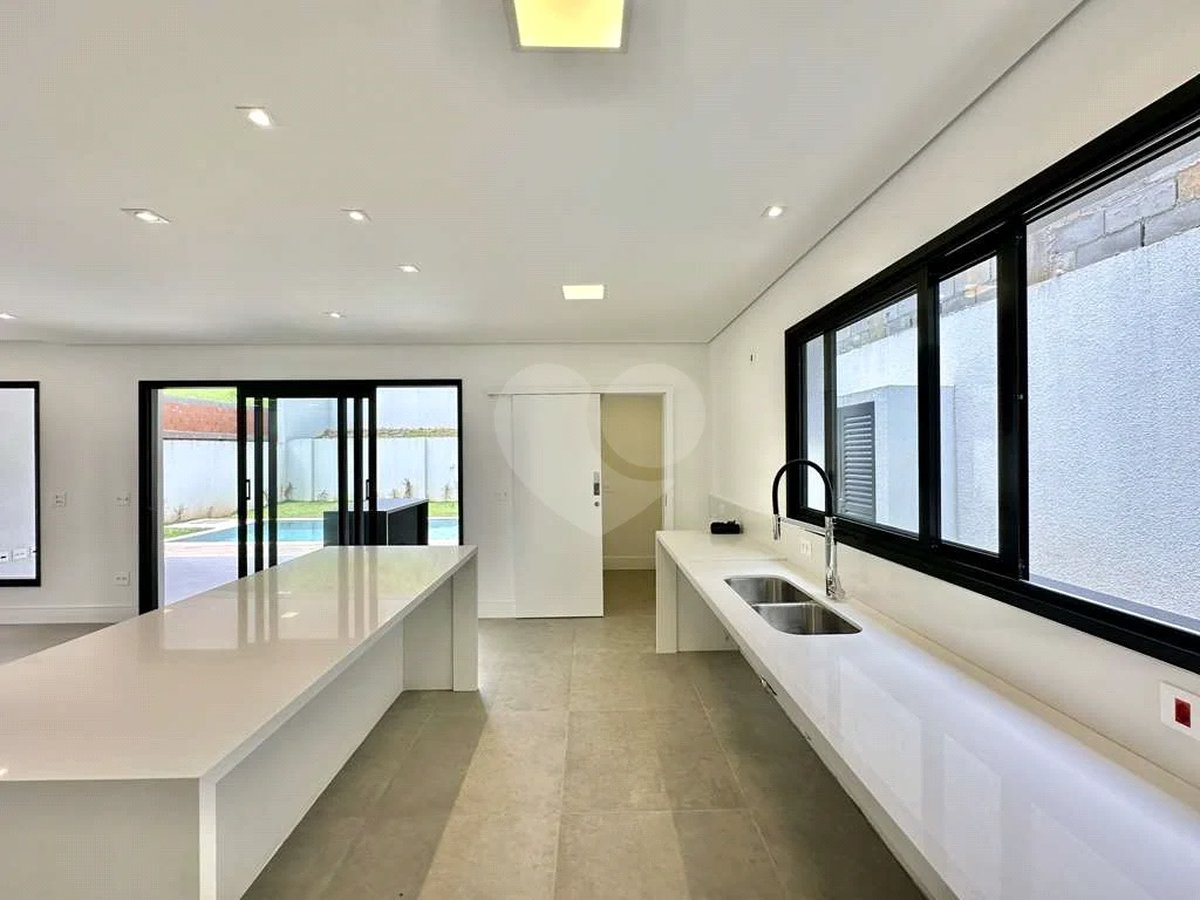 Casa em Cond. Vintage - Zero Km, 3 suítes, piscina, gourmet!