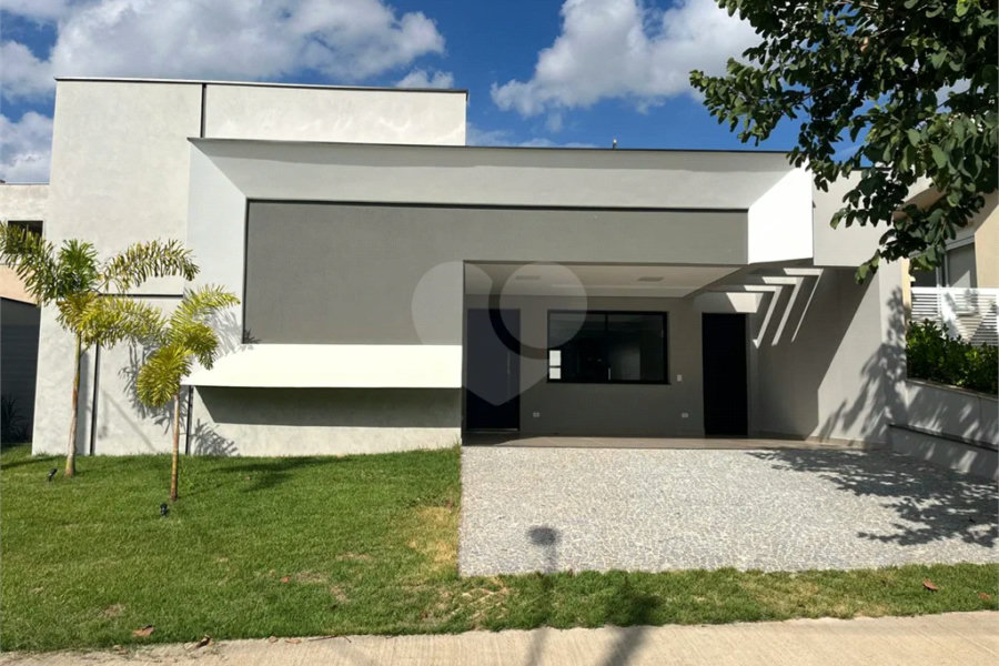 Excelente Casa Plana no Condomínio Bela Vista