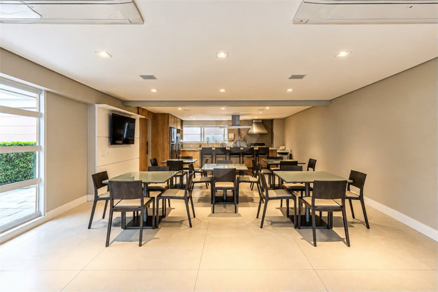 Apartamento mobiliado para locação em Moema | 275 m² | 3 suítes | 4 vagas