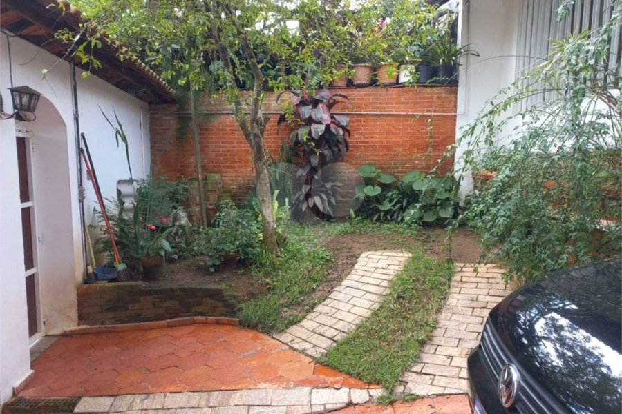 Casa à venda com 3 quartos, sendo 2 suítes, em Jardim Oriental, São Paulo, SP