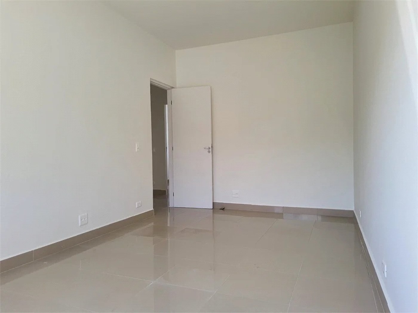 Salão para alugar em Vila Polopoli, São Paulo, SP