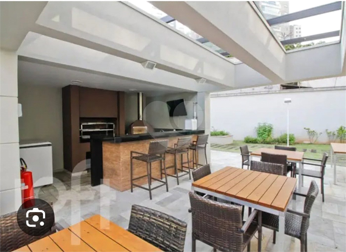 Condomínio Biografia Apartamento com 69m2 com 2 dormitórios e 1 vaga.Aceita Permuta