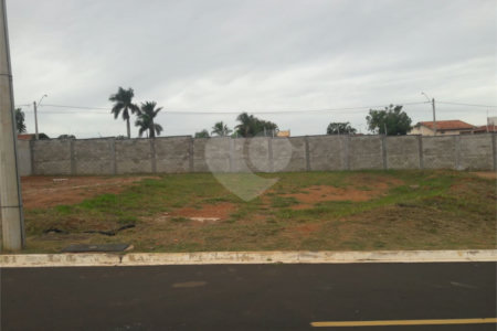 Lote à venda no Condomínio Monte das Araucárias