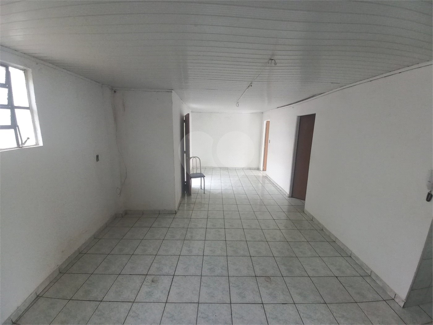 Sobrado para venda.