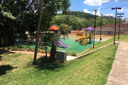 Belo terreno no Condomínio Santa Isabel II - Louveira SP.