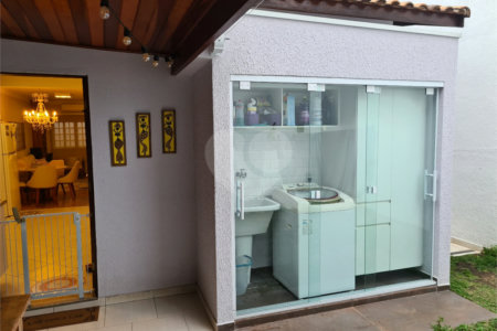 CASA A VENDA EM CONDOMINIO FECHADO RESIDENCIAL BELL PARK, JARDIM UIRA, 2 DORMITORIOS SENDO 1 SUÍTE,