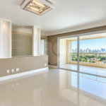 Cobertura de 260 m² em São Bernardo do Campo, com 4 dormitórios, 3 suítes, piscina privativa, espaço gourmet e vista livre. Viva esse privilégio! Agende sua visita e encante-se!