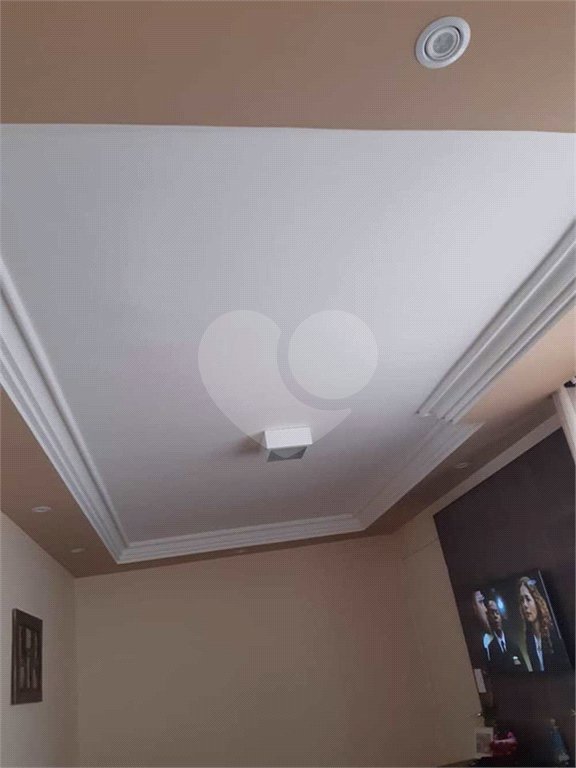 Apartamento com 2 dormitórios