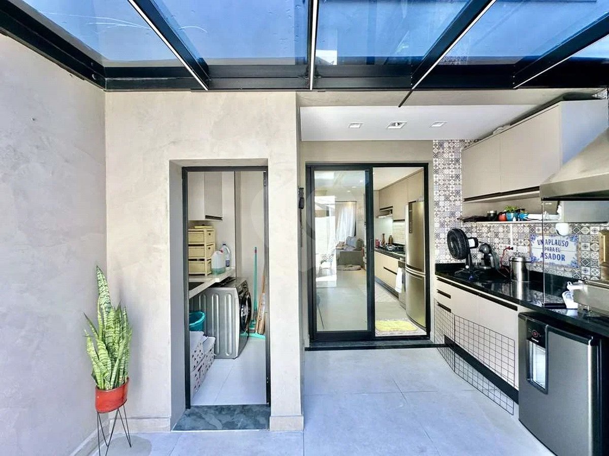 Triplex 2 sts + escritório (3ª suíte - reversível)