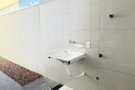 Casa para alugar com 2 quartos, sendo 1 suíte, em Nova Tres Lagoas, Três Lagoas - MS