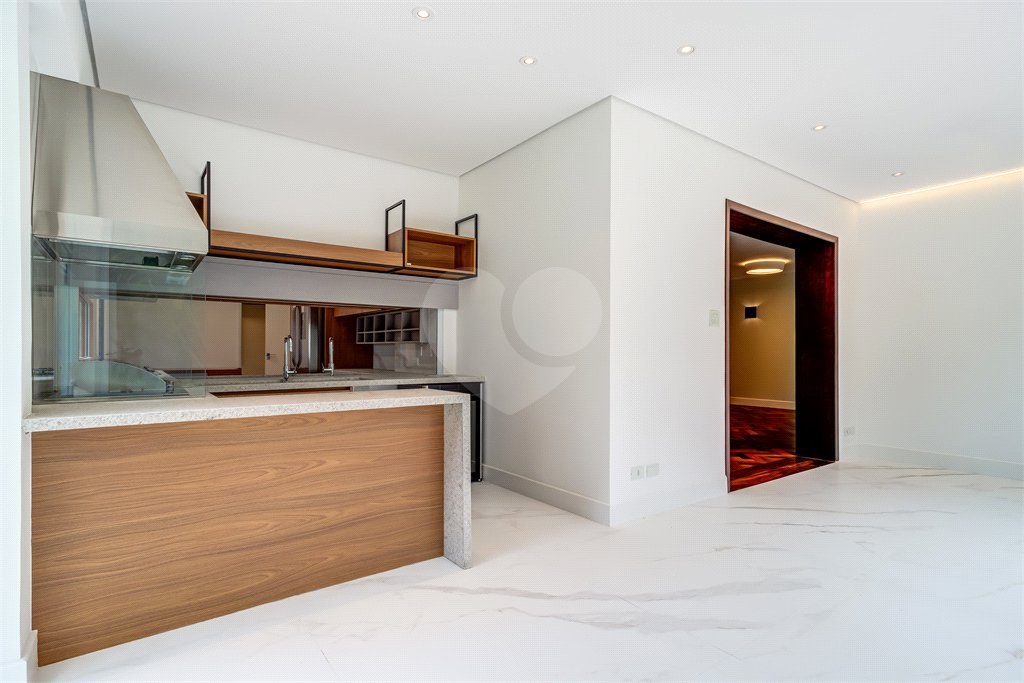 Casa à venda com 4 suítes em Alto da Boa Vista, São Paulo, SP