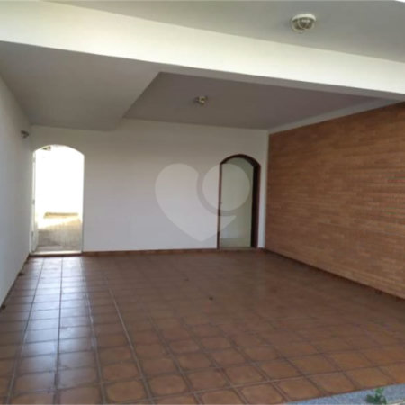 Casa à Venda no Jardim Macarengo,