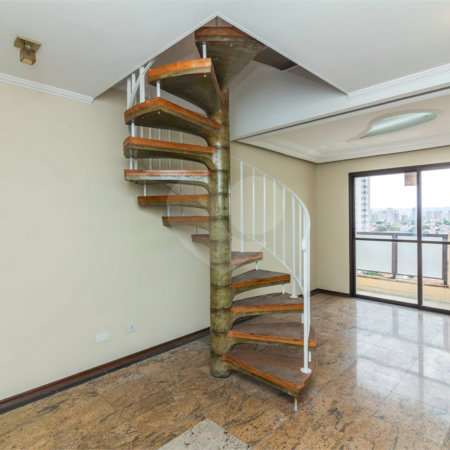 Duplex. 10 minutos para o Metrô