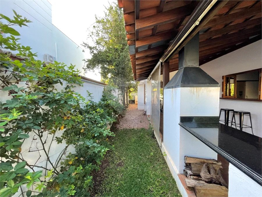 CASA CONDOMINIO DAMHA II