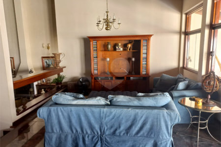 Casa Térrea na XV de Novembro .