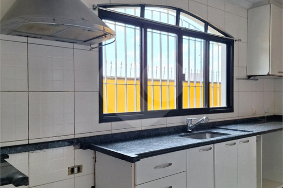Sobrado à venda com 3 quartos, sendo 1 suíte,  em Vila Maria, São Paulo, SP