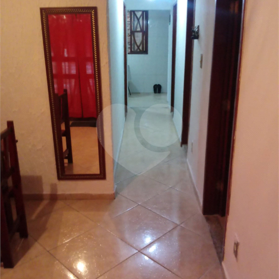 Casa linear de 3 quartos próximo ao Mercado Assaí da Estrada do Mendanha