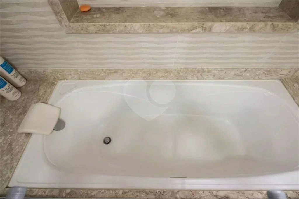 Apartamento na Mooca com 204m² amplo à venda 3 quartos, sendo 3 suítes, e 4 vagas