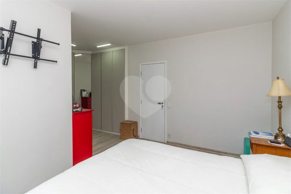 Apartamento à venda com 3 suítes em Alto da Boa Vista, São Paulo, SP