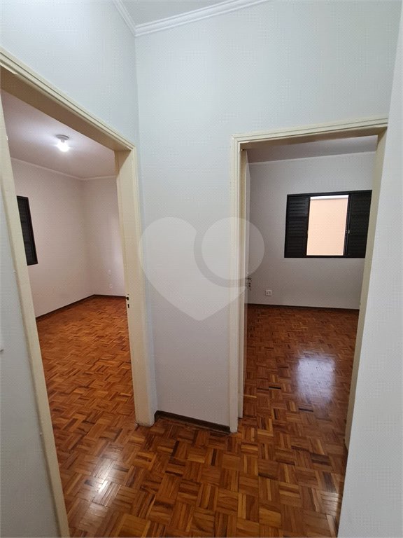 Apartamento à venda de 2 dormitórios no Edifício São José, Araraquara