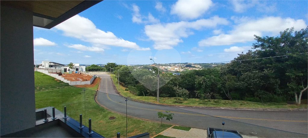Casa Tipo Sobrado no Condomínio Santa Isabel - Louveira/SP