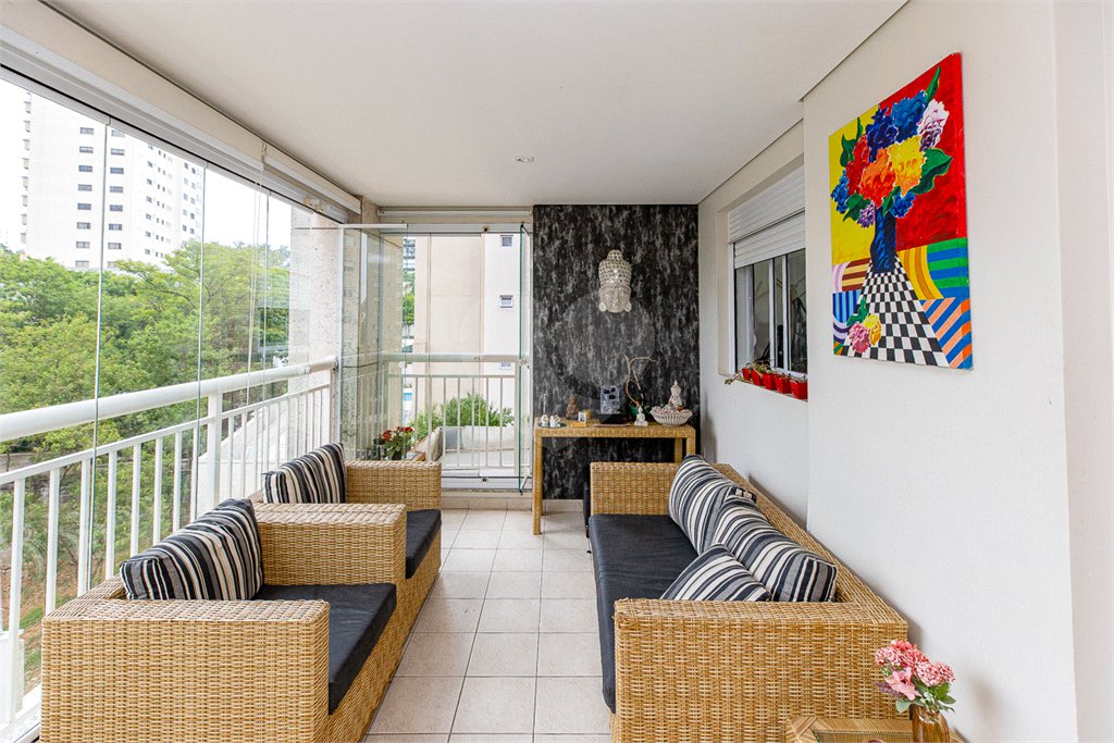 Apartamento à venda com 3 quartos, sendo 1 suíte, em Vila Mascote, São Paulo, SP