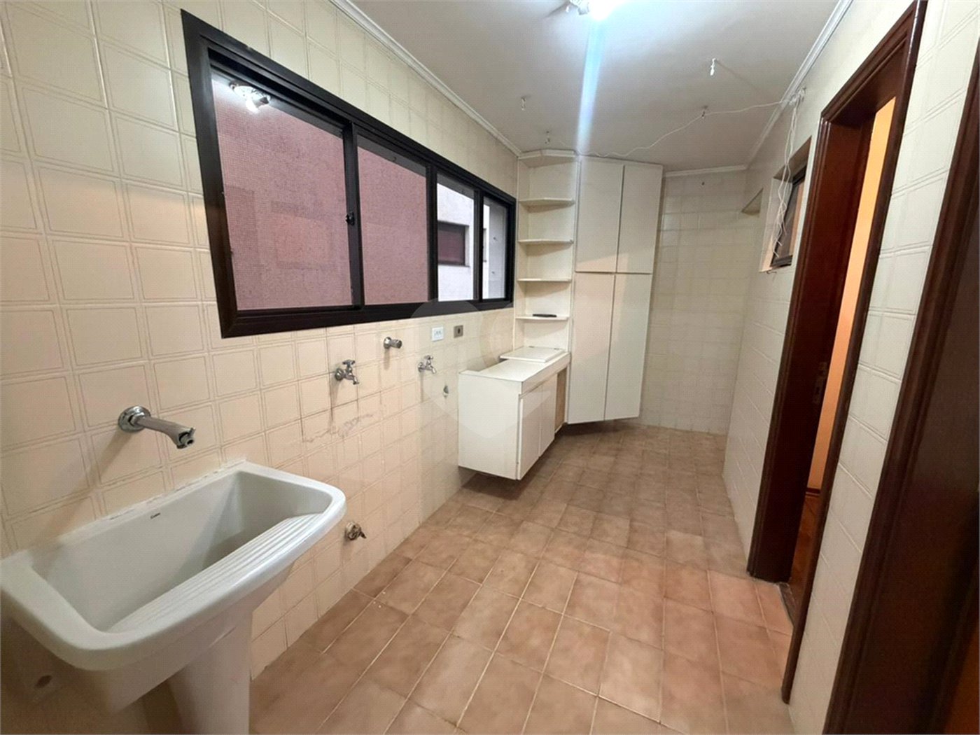 Apartamento com 3 suítes no Jardim França