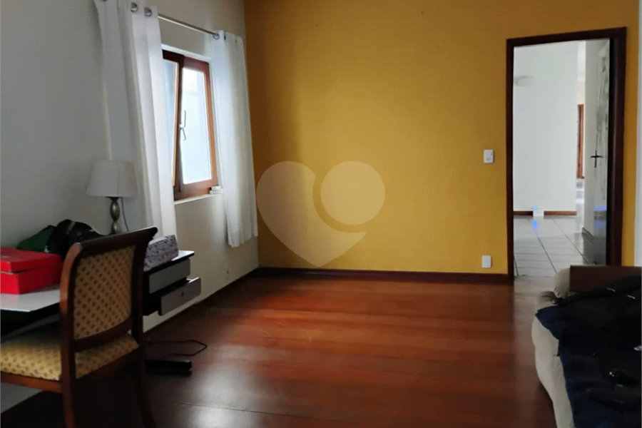 Vende-se ou Aluga-se Casa com 400 m2 na Vila Mascote