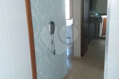 Apartamento com 2 dormitórios