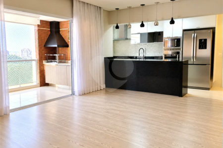 Apartamento à venda no Condomínio Family Garden, Chácara Inglesa, SBC, com 127 m², 3 suítes, varanda gourmet com churrasqueira a carvão, móveis planejados, ar-condicionado, 2 vagas cobertas e lazer completo.