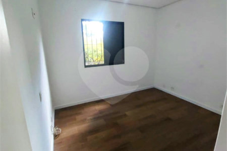 Apartamento à venda no condomínio Torres do Taboão, com 56m²