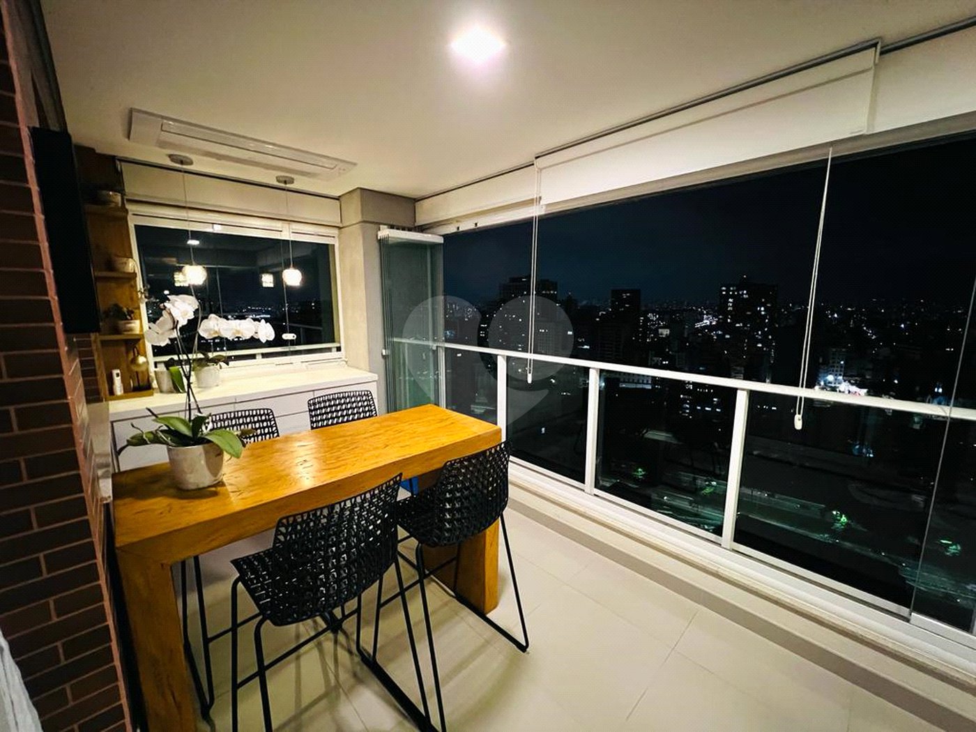 Apartamento 2 Dorm 1 Suite - Porteira Fechada - Bela Vista