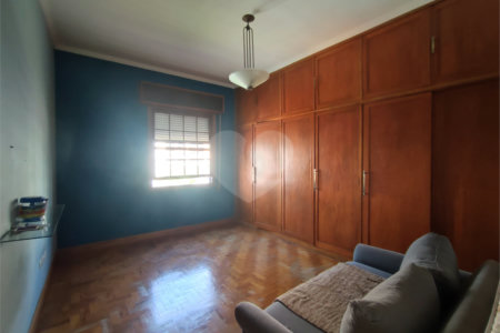 Apartamento para venda e locação na Aclimação de 108m² com 2 dormitórios e 2 banheiros, varanda