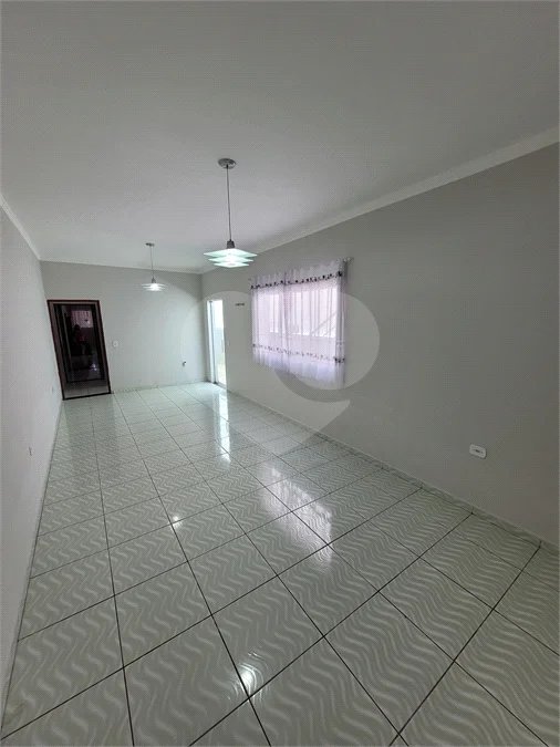 Sobrado à venda com 3 dormitórios, sendo 1 suíte – Aqui se Vive, Indaiatuba/SP