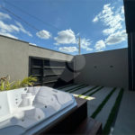 Casa Moderna / Jardim Residencial Nova Veneza