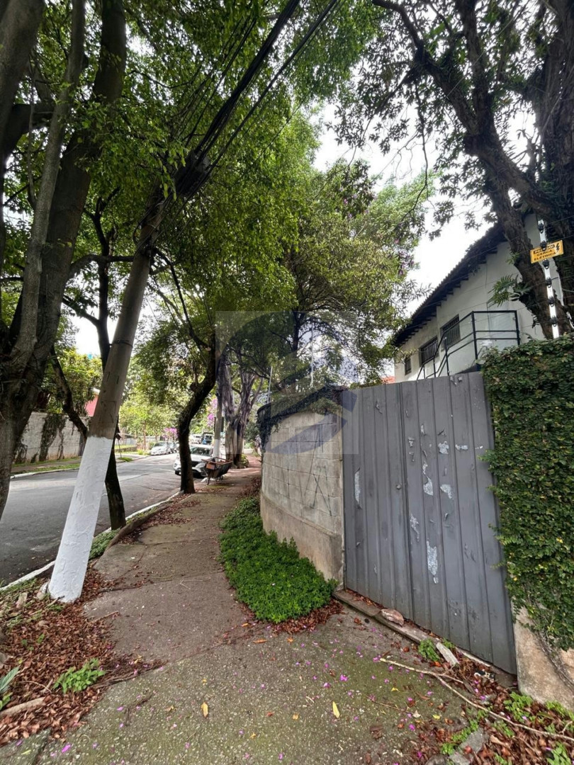 Sobrado, 2 quartos, 606 m² - Foto 9