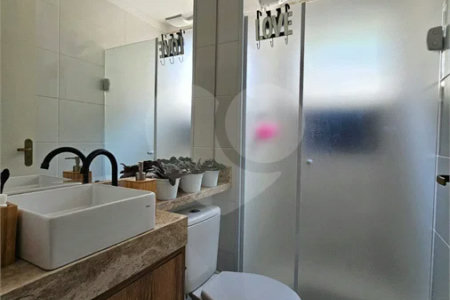 APTO TERREO COM QUINTYAL AMPLO, 2 QUARTOS 1 SUITE ,R$ 440 MIL