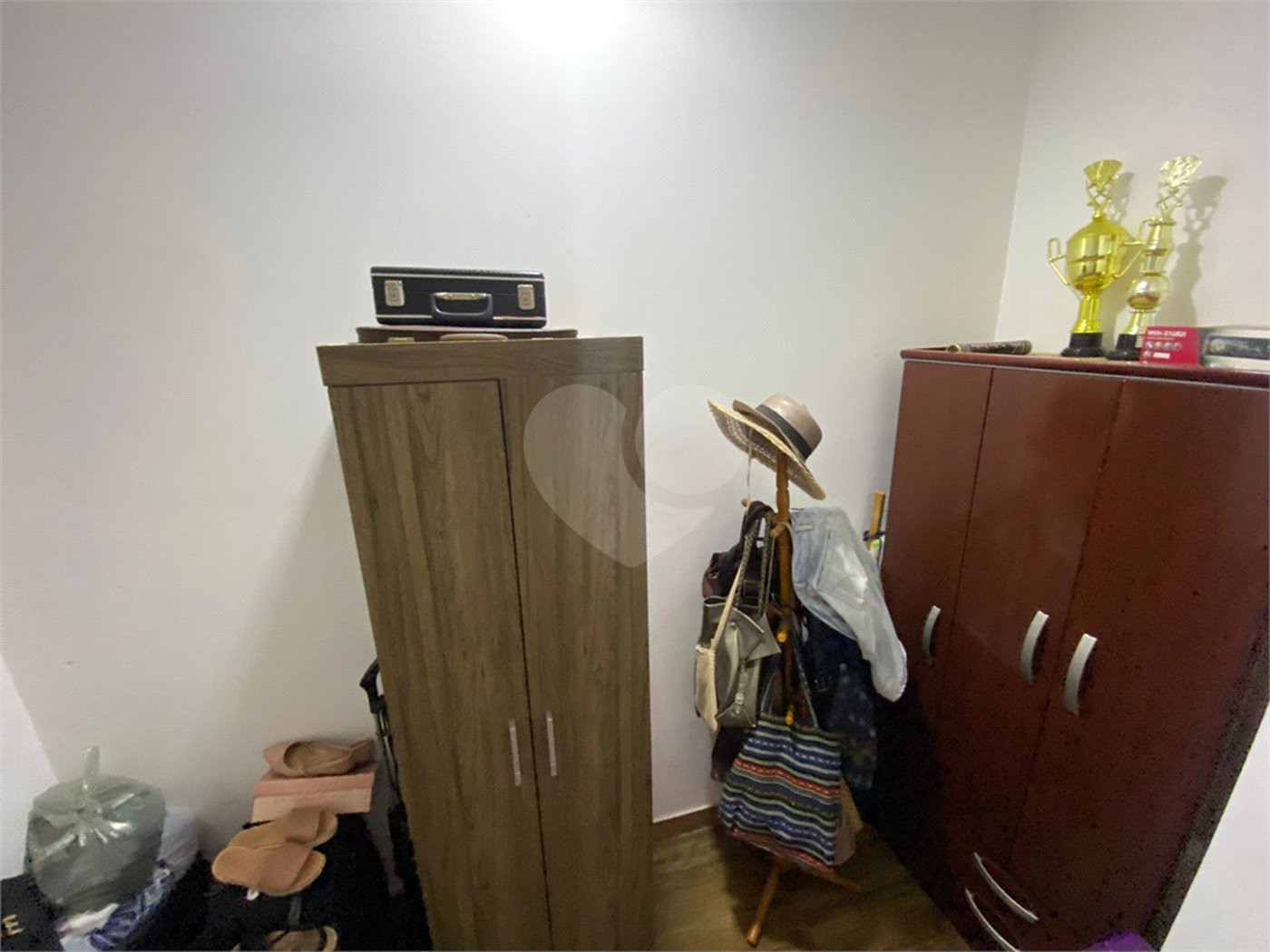 Sobrado para venda, com 3 dormitórios, sendo 1 suíte.