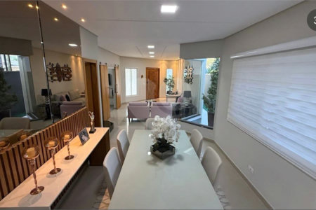MARAVILHOSA CASA NO URBANOVA QUE REUNE CONFORTO E SOFISTICAÇÃO, 262m² - 4 SUITES e 4 Vagas.