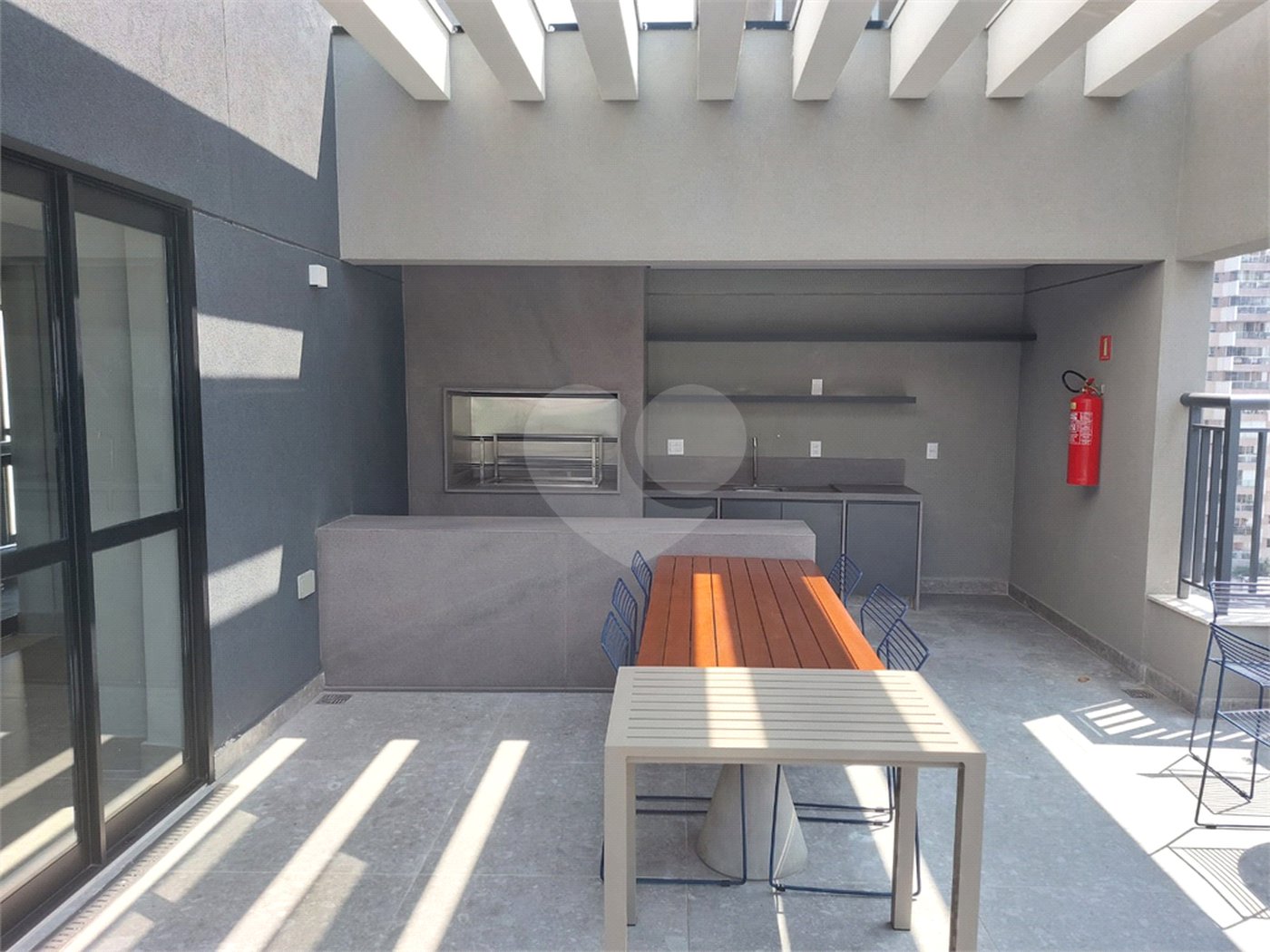 Studio moderno em Pinheiros – A poucos passos do Metrô Oscar Freire!