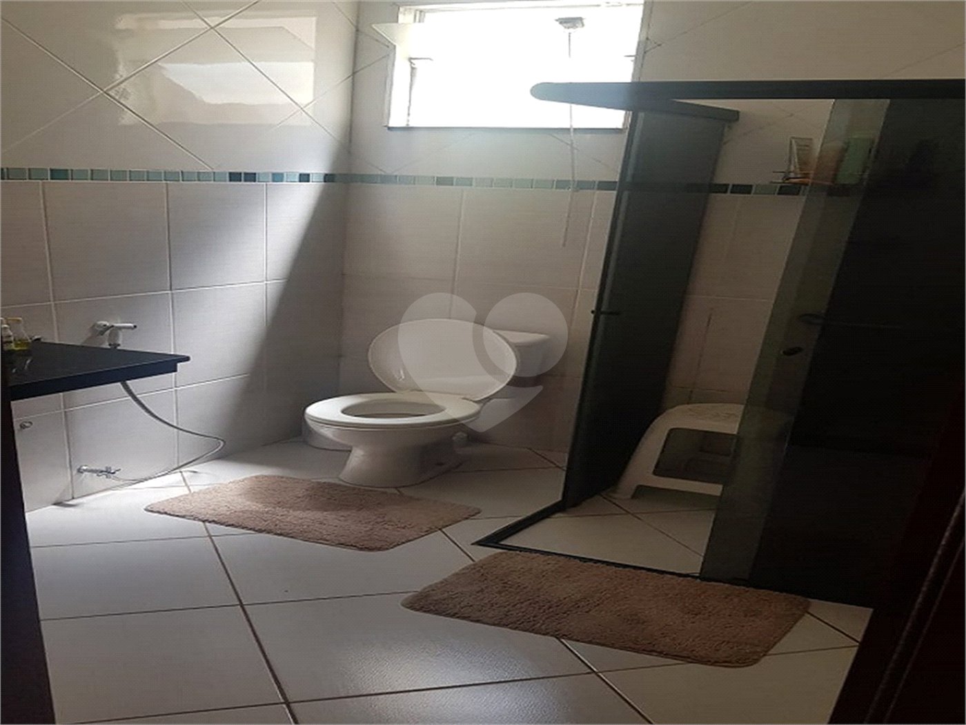 Sobrado à Venda no Parque Fehr – 3 Dormitórios e Área Gourmet em Rua Tranquila