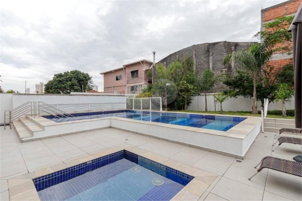 Apartamento de 02 dormitórios sendo 1 suíte
