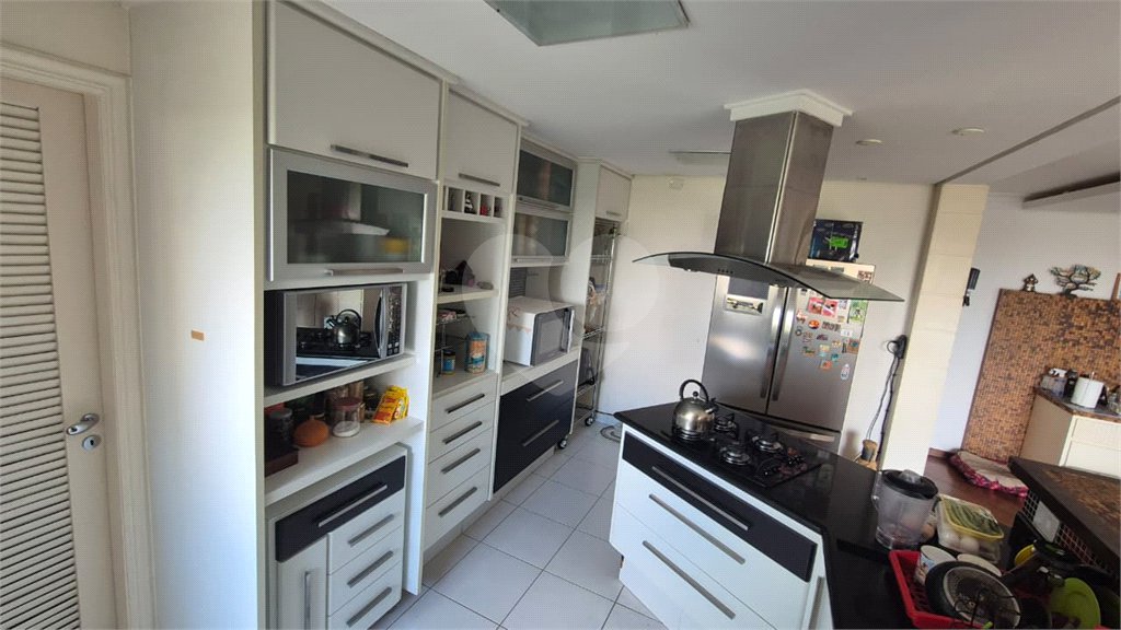 Apartamento à venda com 3 quartos, sendo 1 suíte,  em Jardim Marajoara, São Paulo, SP
